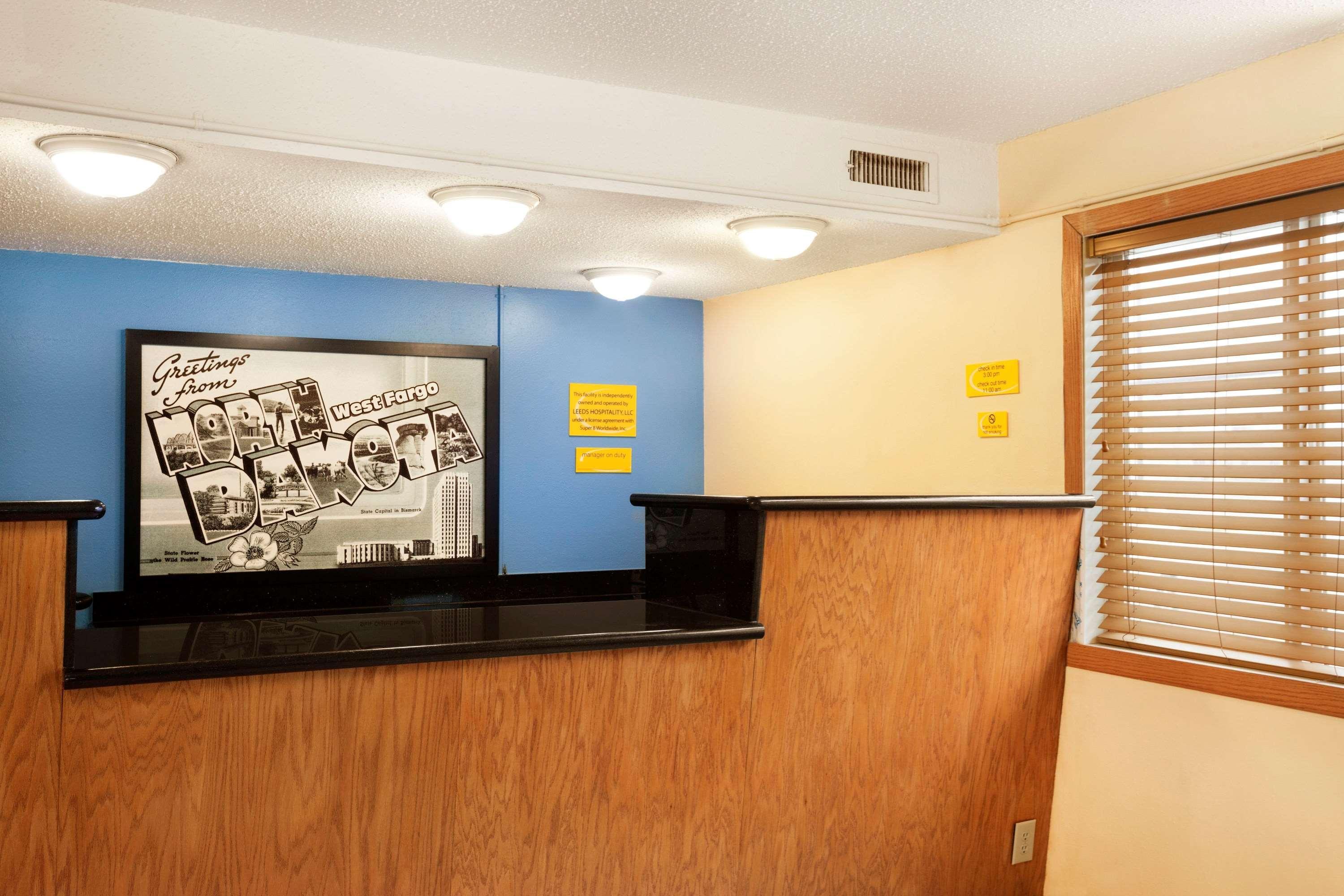 Мотель Super 8 By Wyndham West Fargo Main Ave Nd Экстерьер фото
